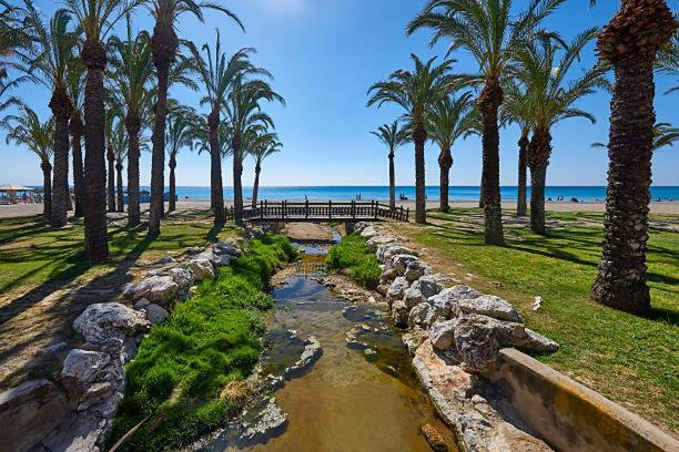 Ferienwohnung Apartamento Carole Playa Bajondillo Torremolinos Beach - Playa A 30 Segundos - Wifi - Parking - Terraza Exterior foto