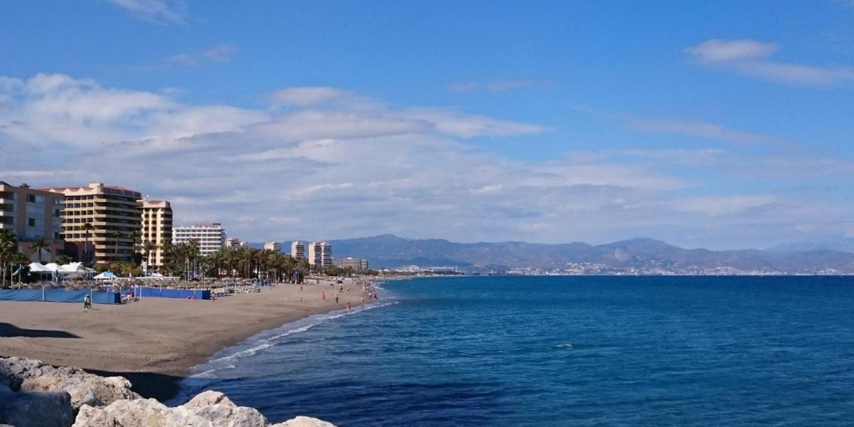 Ferienwohnung Apartamento Carole Playa Bajondillo Torremolinos Beach - Playa A 30 Segundos - Wifi - Parking - Terraza Exterior foto