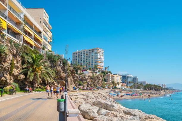 Ferienwohnung Apartamento Carole Playa Bajondillo Torremolinos Beach - Playa A 30 Segundos - Wifi - Parking - Terraza Exterior foto